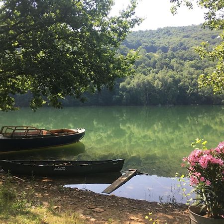 Lake House I // Alauzet Ecolodge + Nature spa Castelnau-de-Mandailles Buitenkant foto